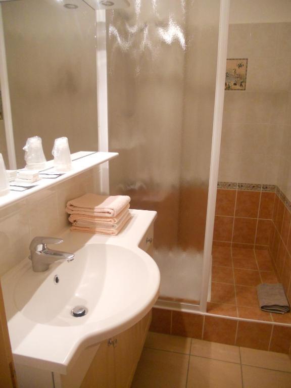 Hotel Bellevue Ayse Habitación foto
